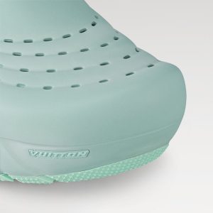 LOUIS VUITTON シャーク サンダル   Ref：1ACR06