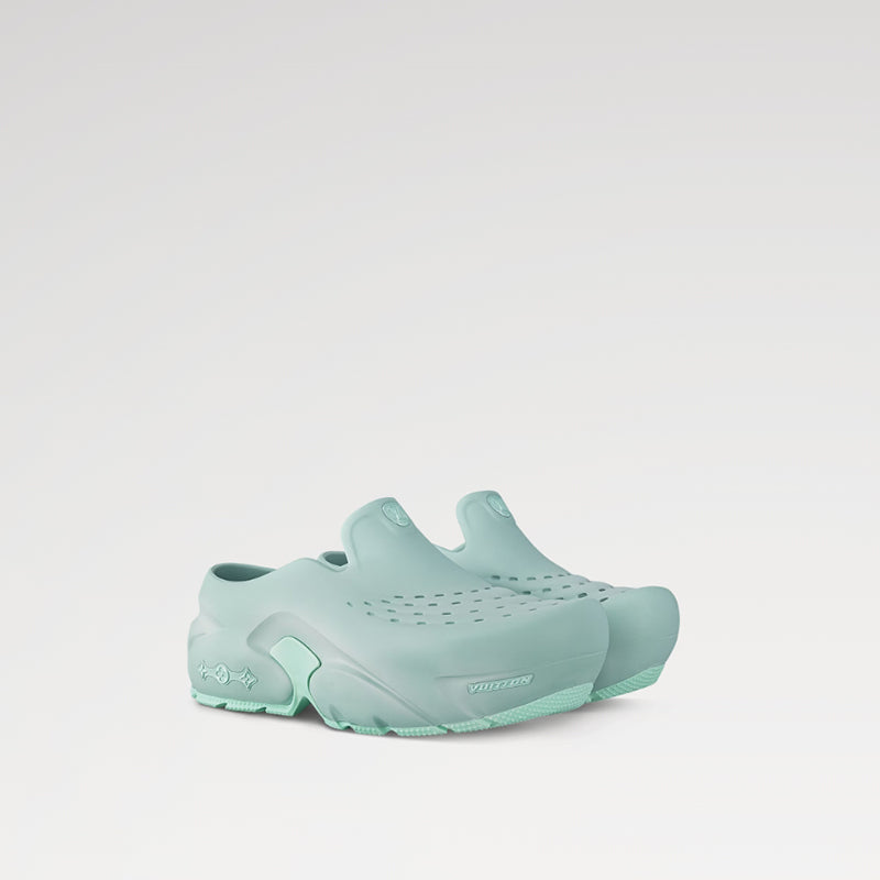 LOUIS VUITTON シャーク サンダル   Ref：1ACR06