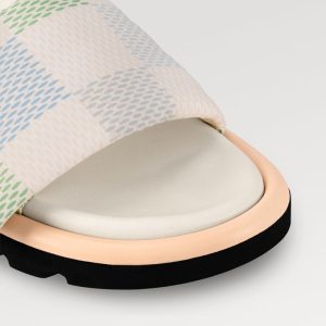 LOUIS VUITTON プールピロー ミュール    Ref：1ACTWM