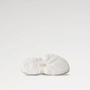 LOUIS VUITTON シャーク サンダル   Ref：1ADGMF