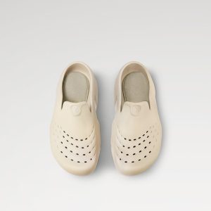 LOUIS VUITTON シャーク サンダル   Ref：1ADGMF