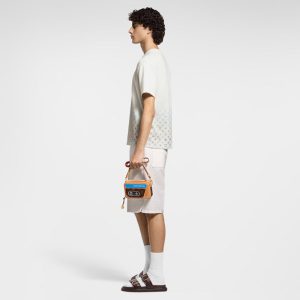 LOUIS VUITTON モノグラム グラディエント エンベリッシュド ショートスリーブクルーネック