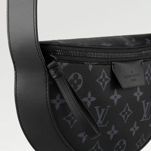LOUIS VUITTON ムーン・クロスボディRef: M23835