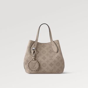 LOUIS VUITTON ブロッサム PM  Ref:M21849