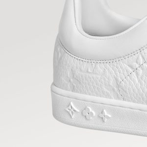 LOUIS VUITTON ルクセンブルクのスニーカー  PMRef:1A8QEN