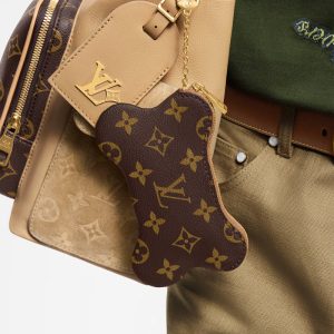 LOUIS VUITTON ボーン･キーポーチ   Ref：M12616