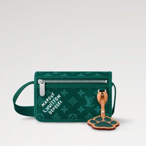 LOUIS VUITTON ボスフォール･ウェアラブル ウォレット   Ref：M12637