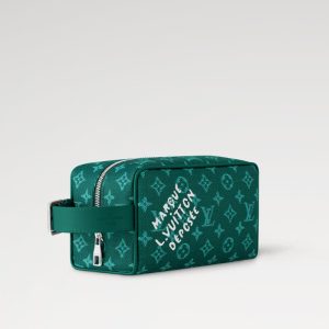 LOUIS VUITTON    ロッカー ドップキット トイレタリーバッグ   Ref：M12688