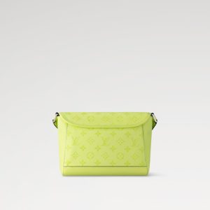 LOUIS VUITTON   パルス･メッセンジャー   Ref：M14079