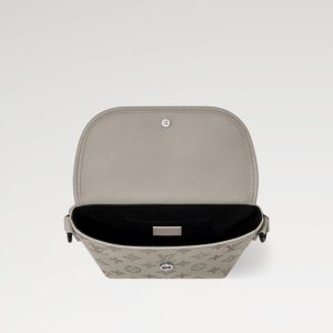 LOUIS VUITTON   パルス･ウェアラブル ウォレット   Ref：M14794