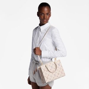 LOUIS VUITTON   オンザゴー PM   Ref：M25770