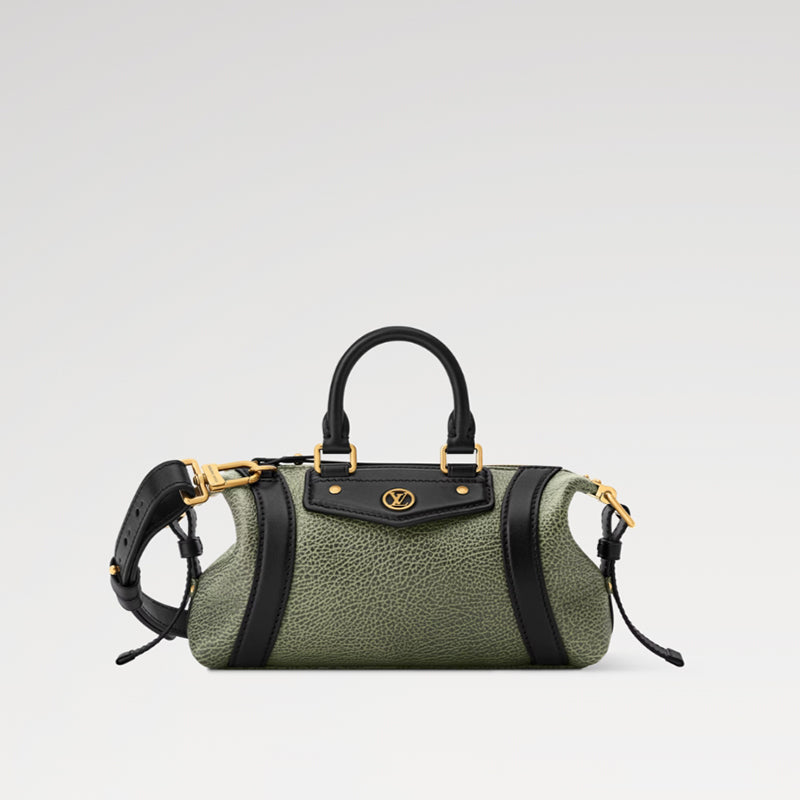 LOUIS VUITTON   LOUIS VUITTON バイカー･ナノ   Ref：M26596