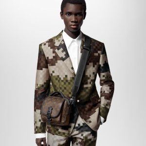 LOUIS VUITTON クエスト･メッセンジャー    Ref：M46973