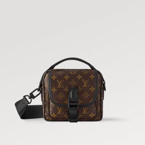 LOUIS VUITTON クエスト･メッセンジャー    Ref：M46973