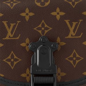 LOUIS VUITTON クエスト･メッセンジャー    Ref：M46973